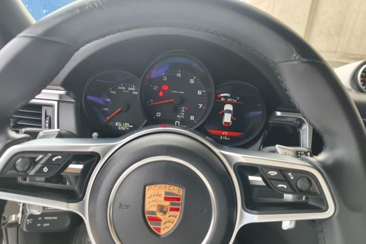 Used Porsche Macan 2014 Macan 2.0T Instrument Cluster