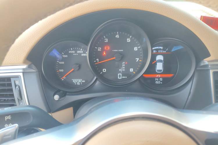 Used Porsche Macan 2014 Macan 2.0T Instrument Cluster