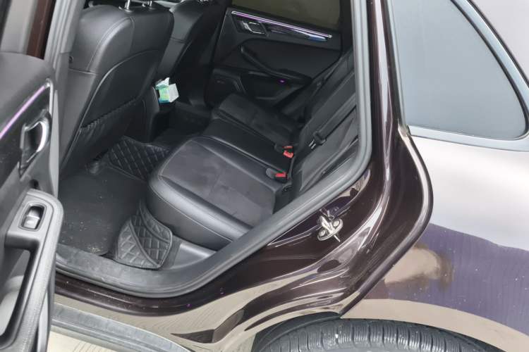 Used Porsche Macan 2014 Macan 2.0T Left Rear Seat