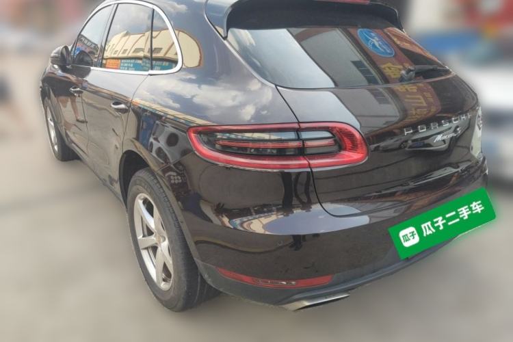 Used Porsche Macan 2014 Macan 2.0T Rear Left 45 Deg