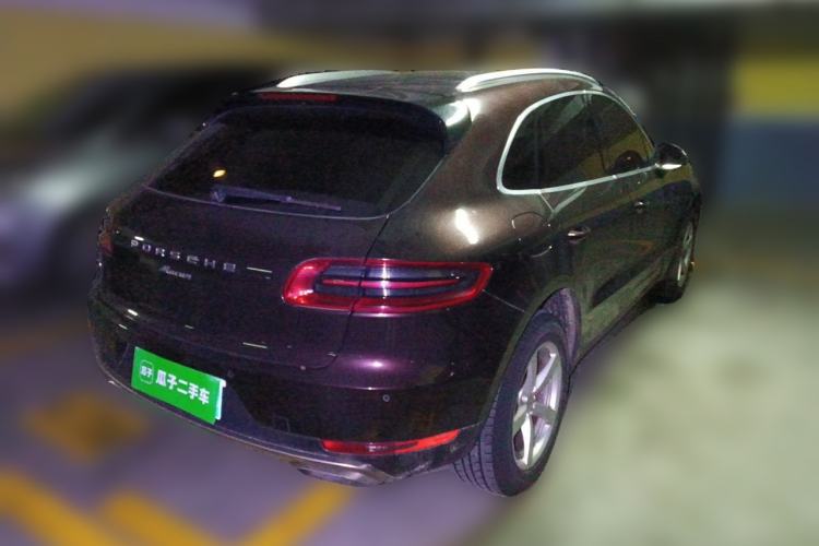 Used Porsche Macan 2014 Macan 2.0T Rear Right 45 Deg