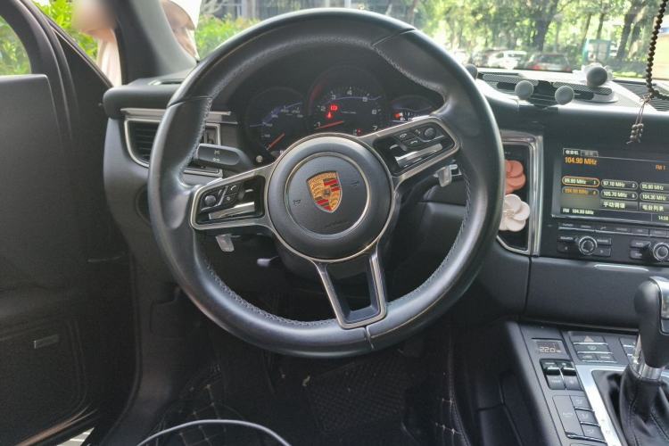 Used Porsche Macan 2014 Macan 2.0T Steering Wheel