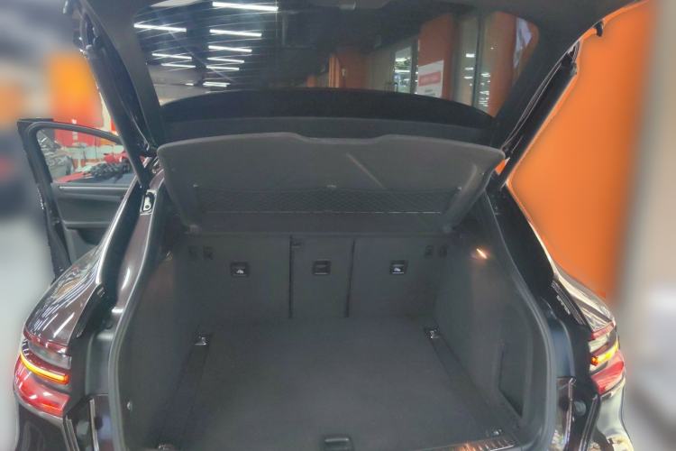 Used Porsche Macan 2014 Macan 2.0T Trunk