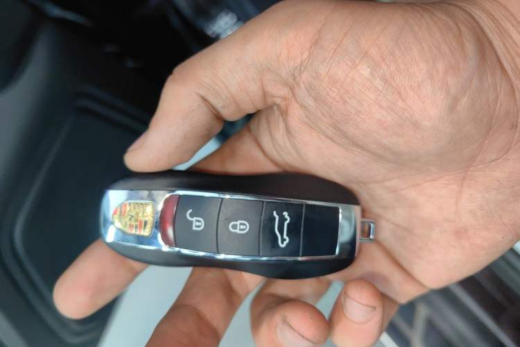 Used Porsche Macan 2014 Macan 2.0T Vehicle Key