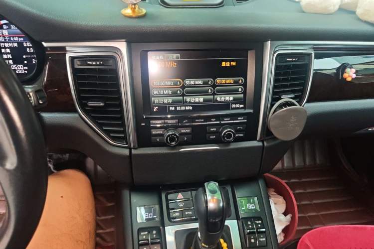 Used Porsche Macan 2014 Macan S 3.0T Audio And AC Panel