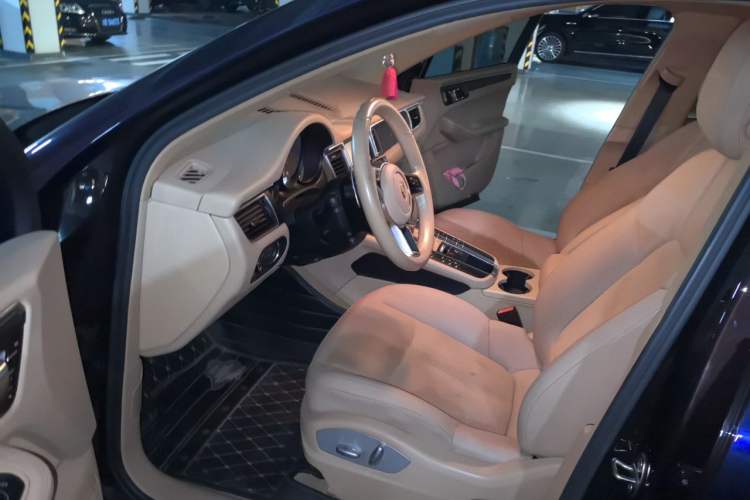 Used Porsche Macan 2014 Macan 2.0T Driver Seat