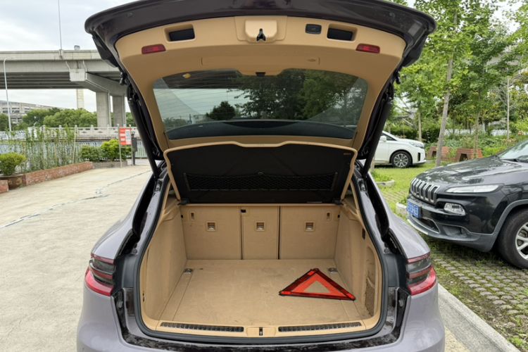 Used Porsche Macan 2014 Macan S 3.0T Exterior 11