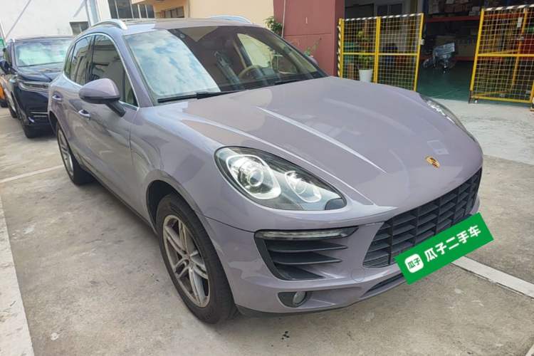 Used Porsche Macan 2014 Macan S 3.0T Front Right 45 Deg