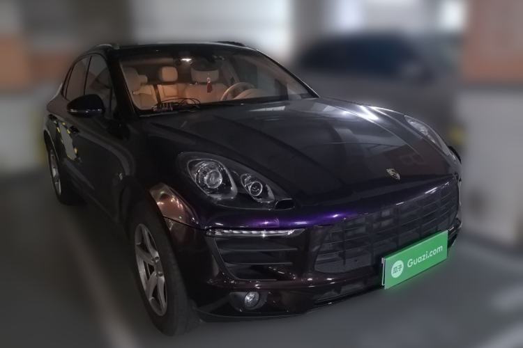 Used Porsche Macan 2014 Macan 2.0T Front Right 45 Deg
