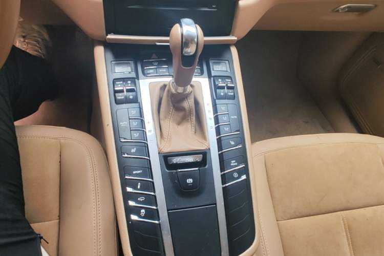 Used Porsche Macan 2014 Macan S 3.0T Gear Lever