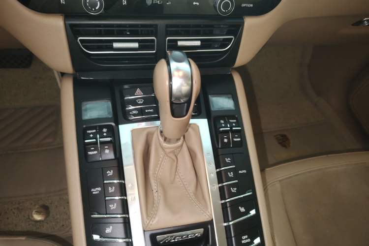 Used Porsche Macan 2014 Macan 2.0T Gear Lever