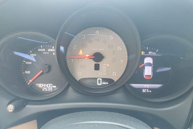 Used Porsche Macan 2014 Macan S 3.0T Instrument Cluster