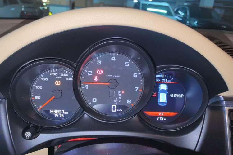 Used Porsche Macan 2014 Macan 2.0T Instrument Cluster