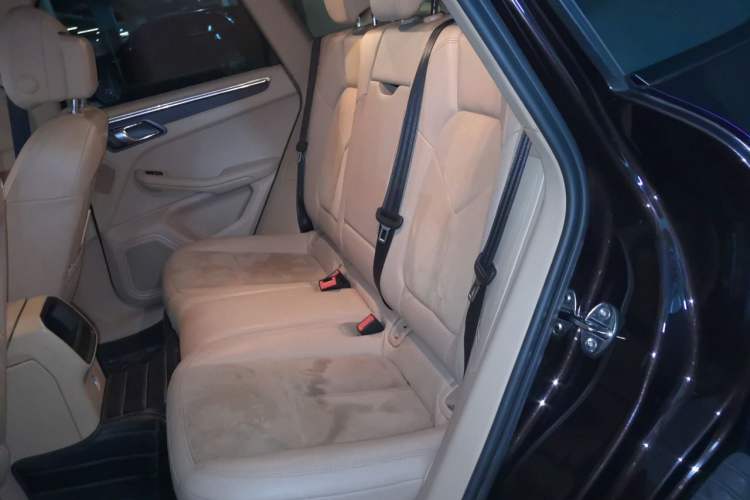 Used Porsche Macan 2014 Macan 2.0T Left Rear Seat