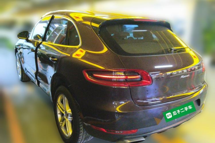 Used Porsche Macan 2014 Macan 2.0T Rear Left 45 Deg
