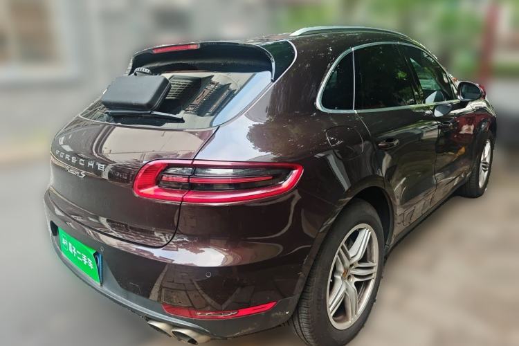 Used Porsche Macan 2014 Macan S 3.0T Rear Right 45 Deg