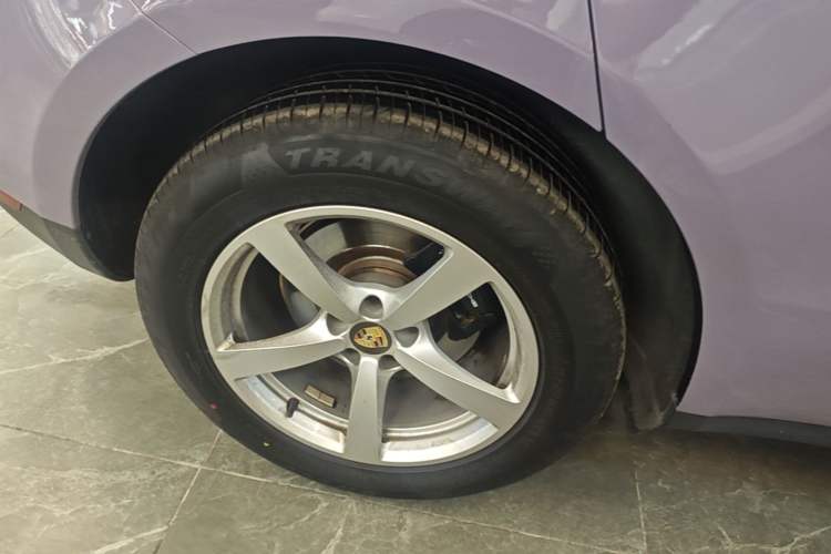 Used Porsche Macan 2014 Macan 2.0T Right Rear Wheel Hub