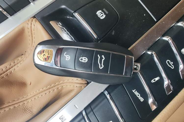 Used Porsche Macan 2014 Macan S 3.0T Vehicle Key