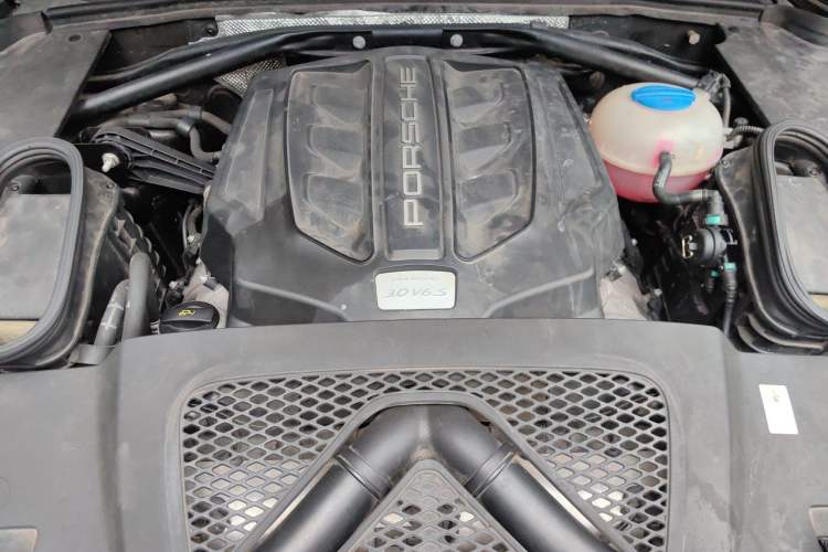 Used Porsche Macan 2014 Macan S 3.0T Engine Bay