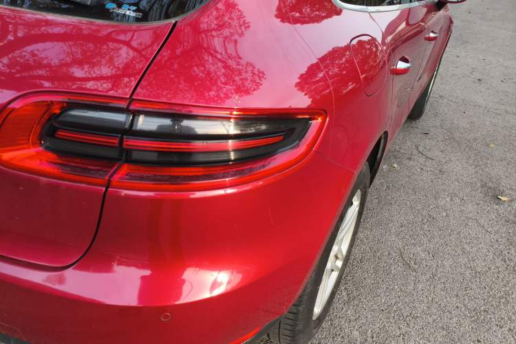 Used Porsche Macan 2014 Macan 2.0T Exterior 3