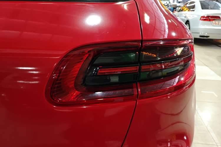 Used Porsche Macan 2014 Macan S 3.0T Exterior 6