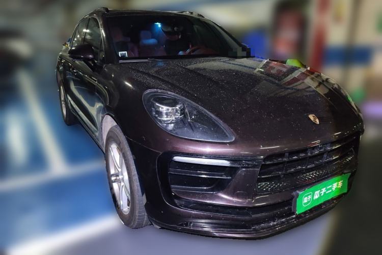 Used Porsche Macan 2014 Macan 2.0T Front Right 45 Deg