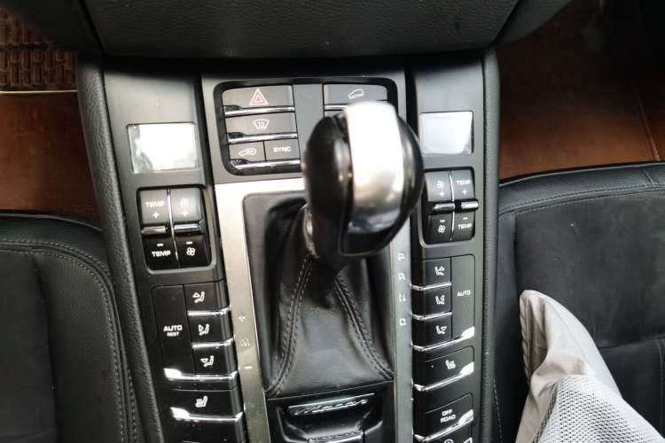Used Porsche Macan 2014 Macan S 3.0T Gear Lever