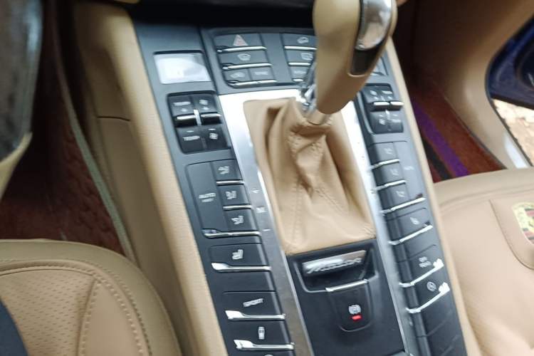 Used Porsche Macan 2014 Macan 2.0T Gear Lever
