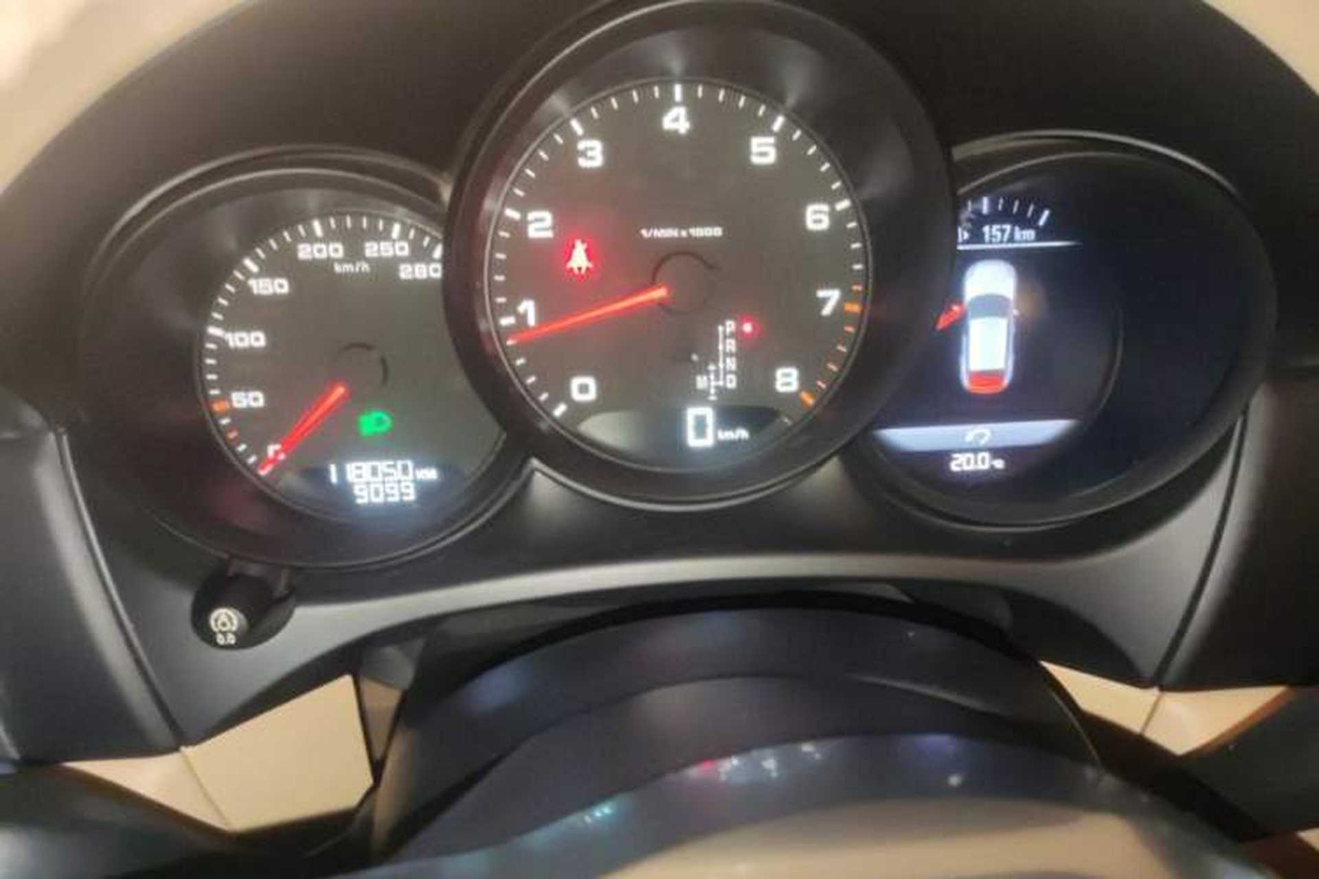 Used Porsche Macan 2014 Macan 2.0T Instrument Cluster