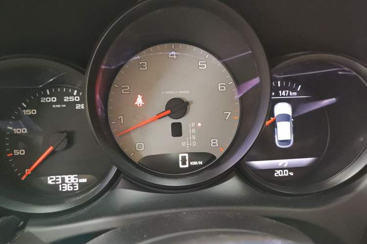 Used Porsche Macan 2014 Macan S 3.0T Instrument Cluster