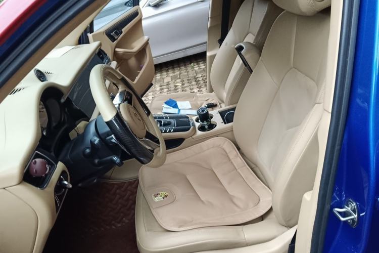 Used Porsche Macan 2014 Macan 2.0T Left Front Seat
