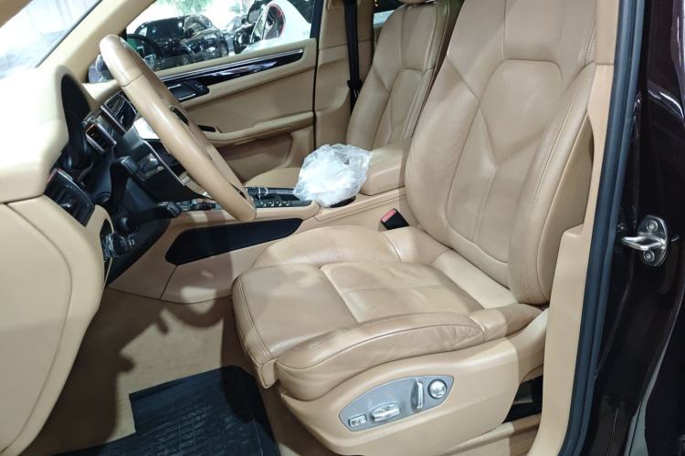 Used Porsche Macan 2014 Macan S 3.0T Left Front Seat