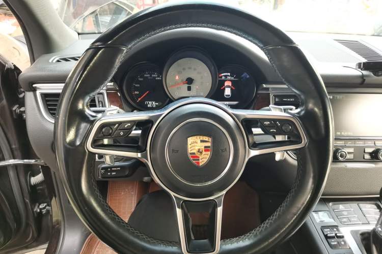 Used Porsche Macan 2014 Macan S 3.0T Steering Wheel