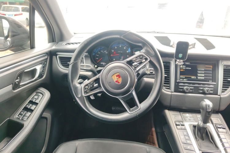 Used Porsche Macan 2014 Macan 2.0T Steering Wheel