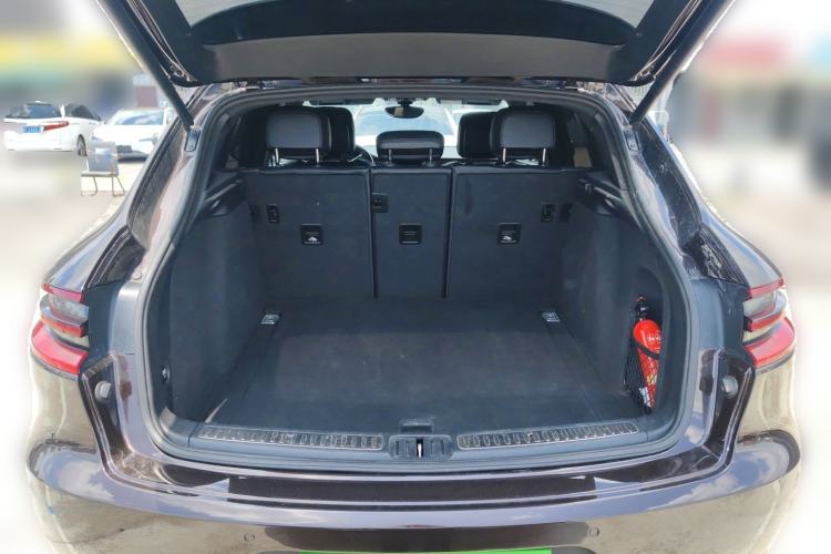 Used Porsche Macan 2014 Macan 2.0T Trunk