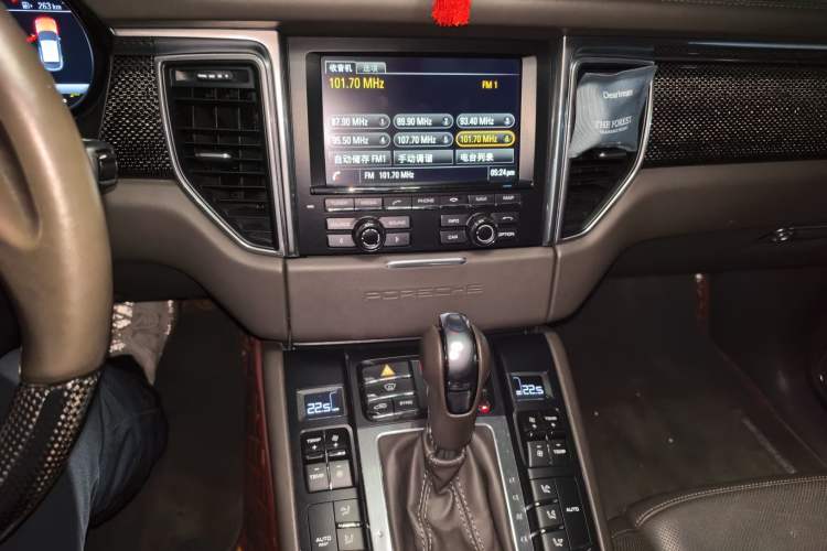 Used Porsche Macan 2014 Macan Turbo 3.6T Audio And AC Panel