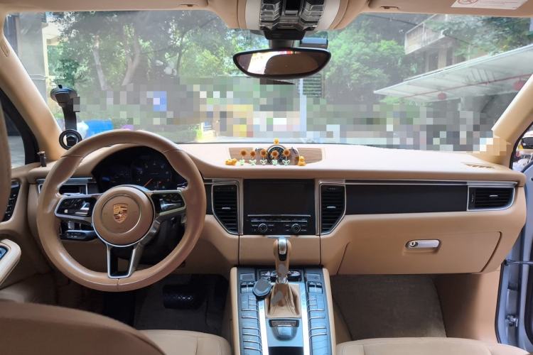 Used Porsche Macan 2014 Macan 2.0T Center Console