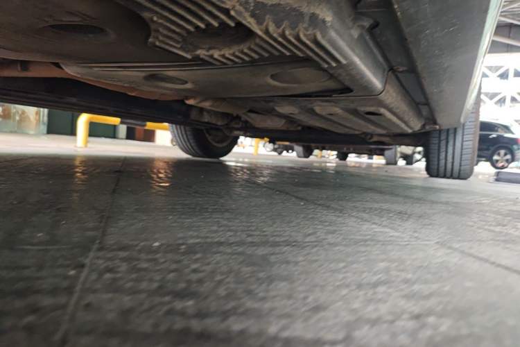 Used Porsche Macan 2014 Macan 2.0T Chassis Rear Right