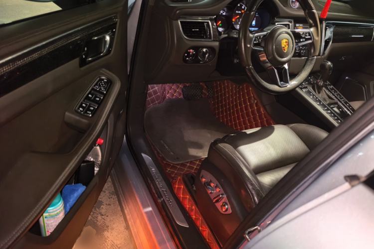 Used Porsche Macan 2014 Macan Turbo 3.6T Driver Seat