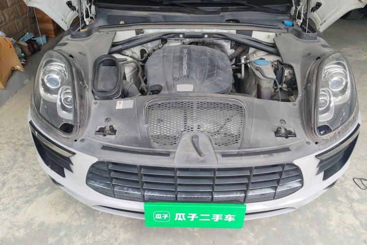Used Porsche Macan 2014 Macan 2.0T Engine Bay