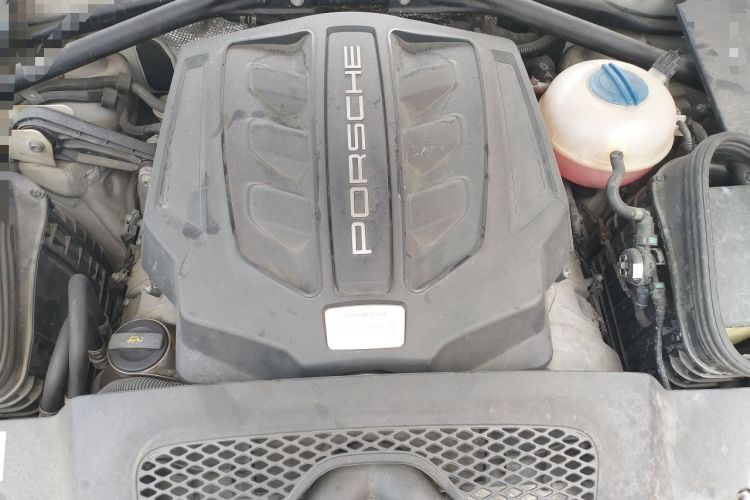 Used Porsche Macan 2014 Macan S 3.0T Engine Bay