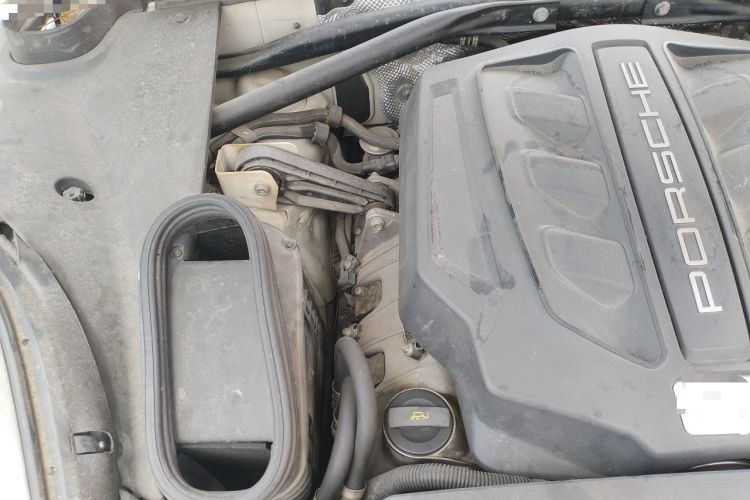 Used Porsche Macan 2014 Macan S 3.0T Engine Bay Right