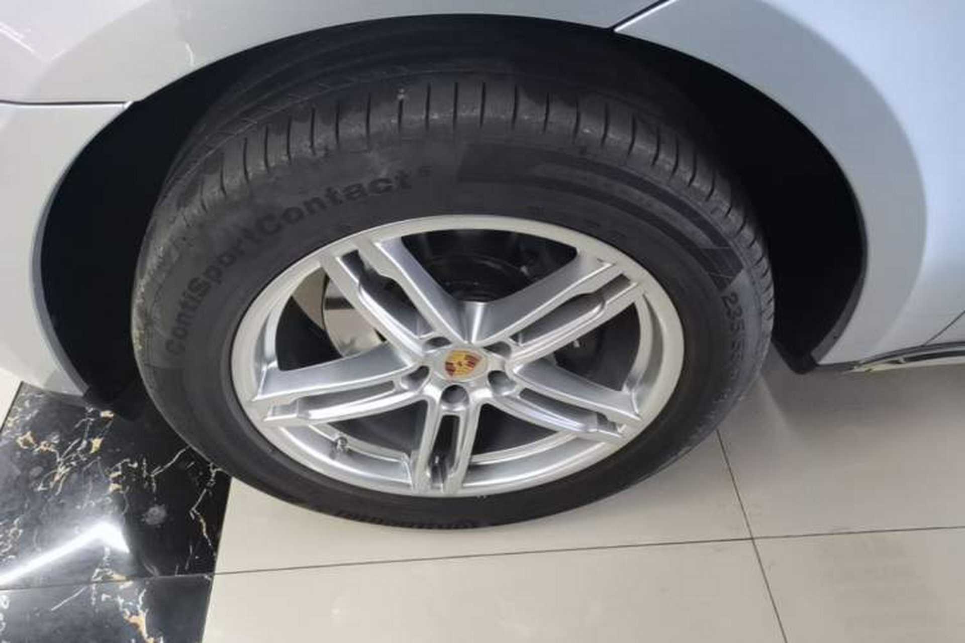 Used Porsche Macan 2014 Macan 2.0T Exterior 2