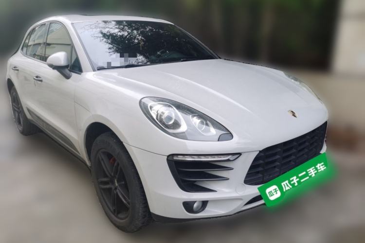 Used Porsche Macan 2014 Macan 2.0T Front Right 45 Deg