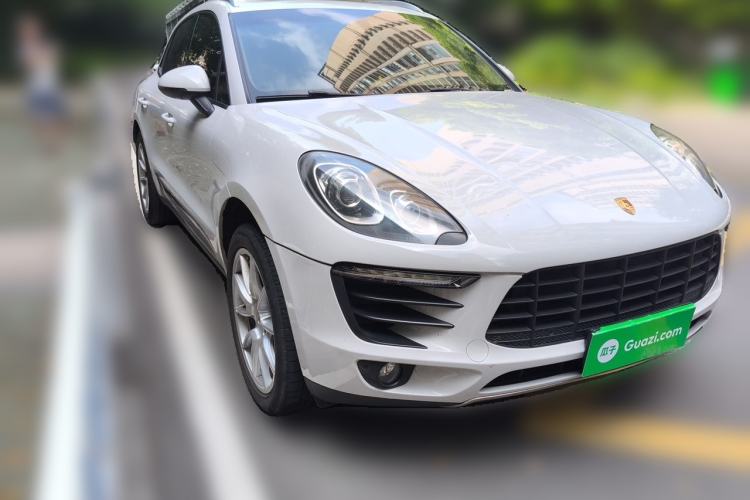 Used Porsche Macan 2014 Macan 2.0T Front Right 45 Deg