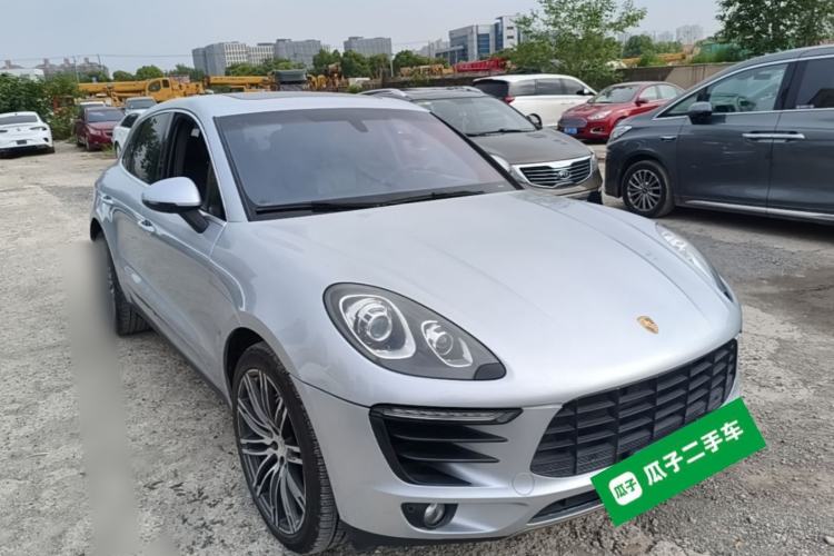 Used Porsche Macan 2014 Macan S 3.0T Front Right 45 Deg