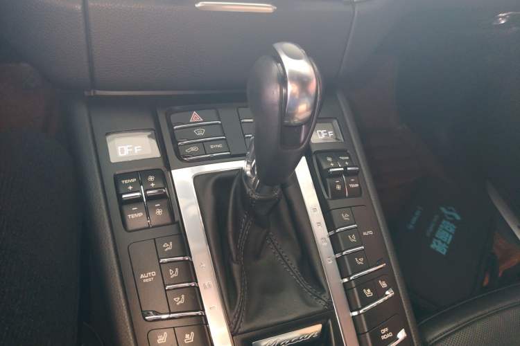 Used Porsche Macan 2014 Macan 2.0T Gear Lever