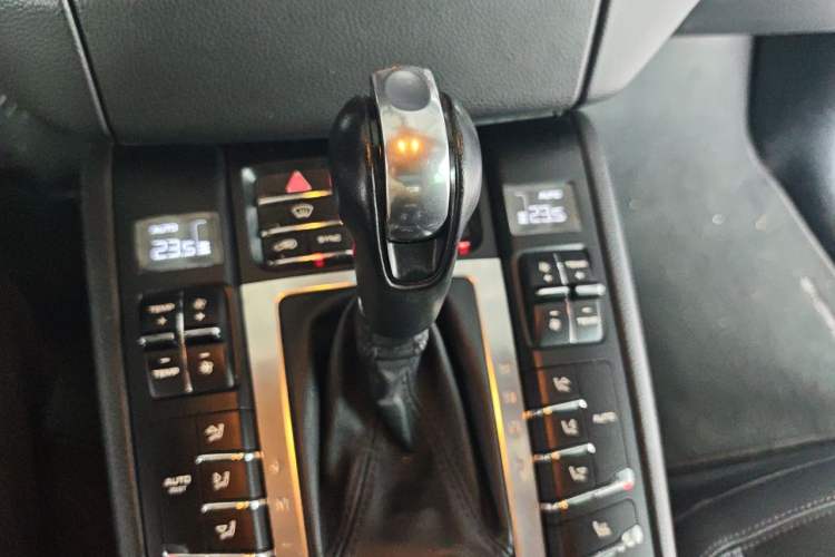 Used Porsche Macan 2014 Macan 2.0T Gear Lever