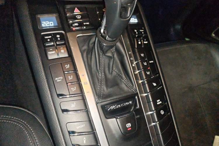 Used Porsche Macan 2014 Macan 2.0T Gear Lever