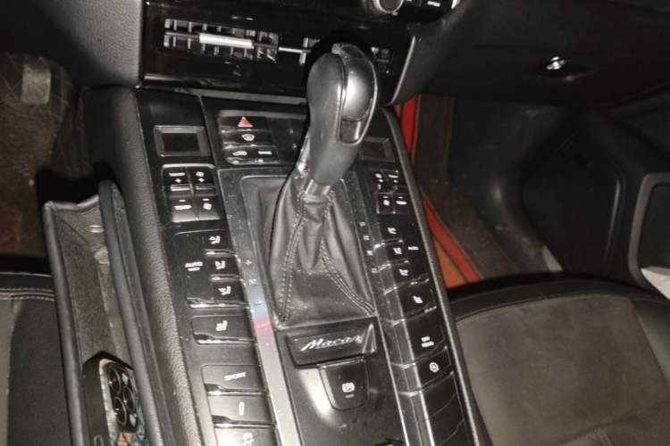 Used Porsche Macan 2014 Macan 2.0T Gear Lever